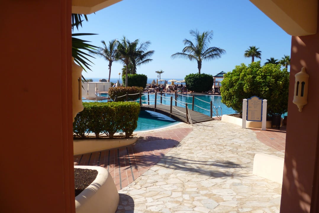 Aus dem Hotel zum Pool H10 Playa Esmeralda - Adults only