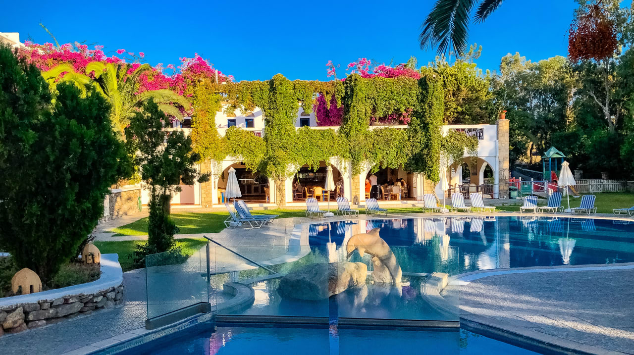 Pool Ekaterini Hotel