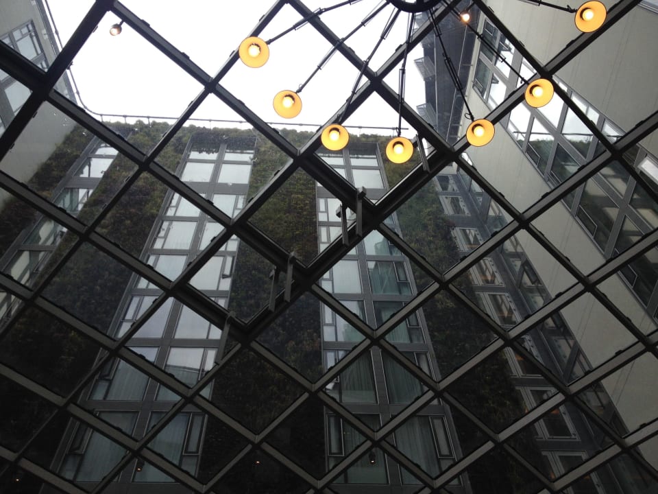 Von der Lobby DoubleTree by Hilton Hotel London - Tower of London