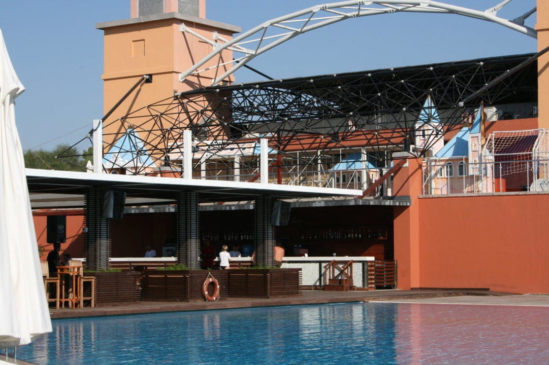 Blick auf Bar am Pool Rixos Premium Belek