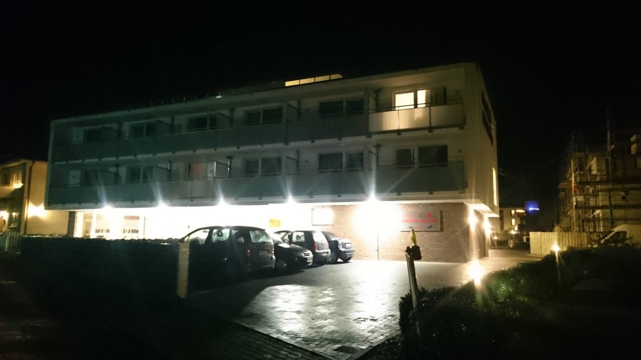 Am Abend vom Deich aus Hotel Hafen Büsum