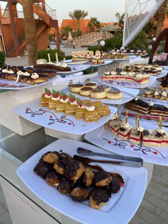 Gastro Three Corners Happy Life Beach Resort