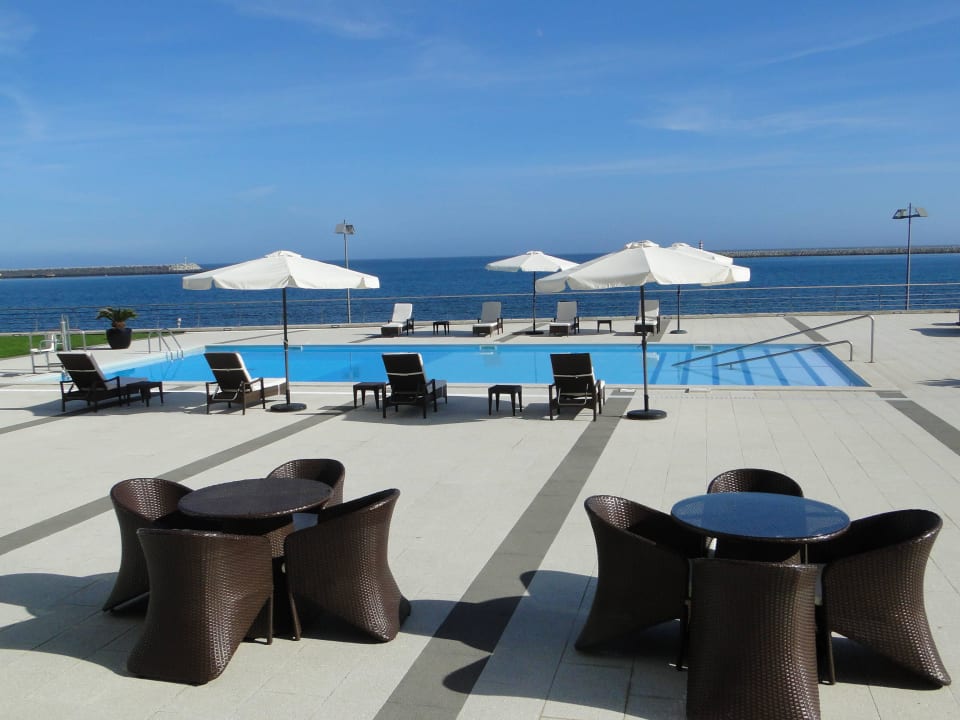 Pool Area Hotel Atlantida Mar