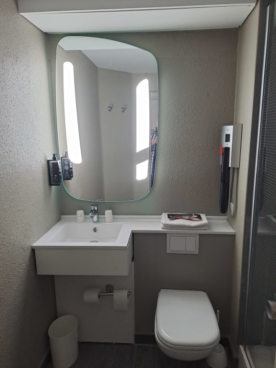 Zimmer ibis Toulon La Seyne sur Mer