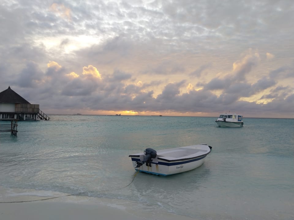 Strand Angaga Island Resort