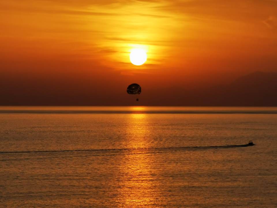 Strand Starlight Resort Hotel