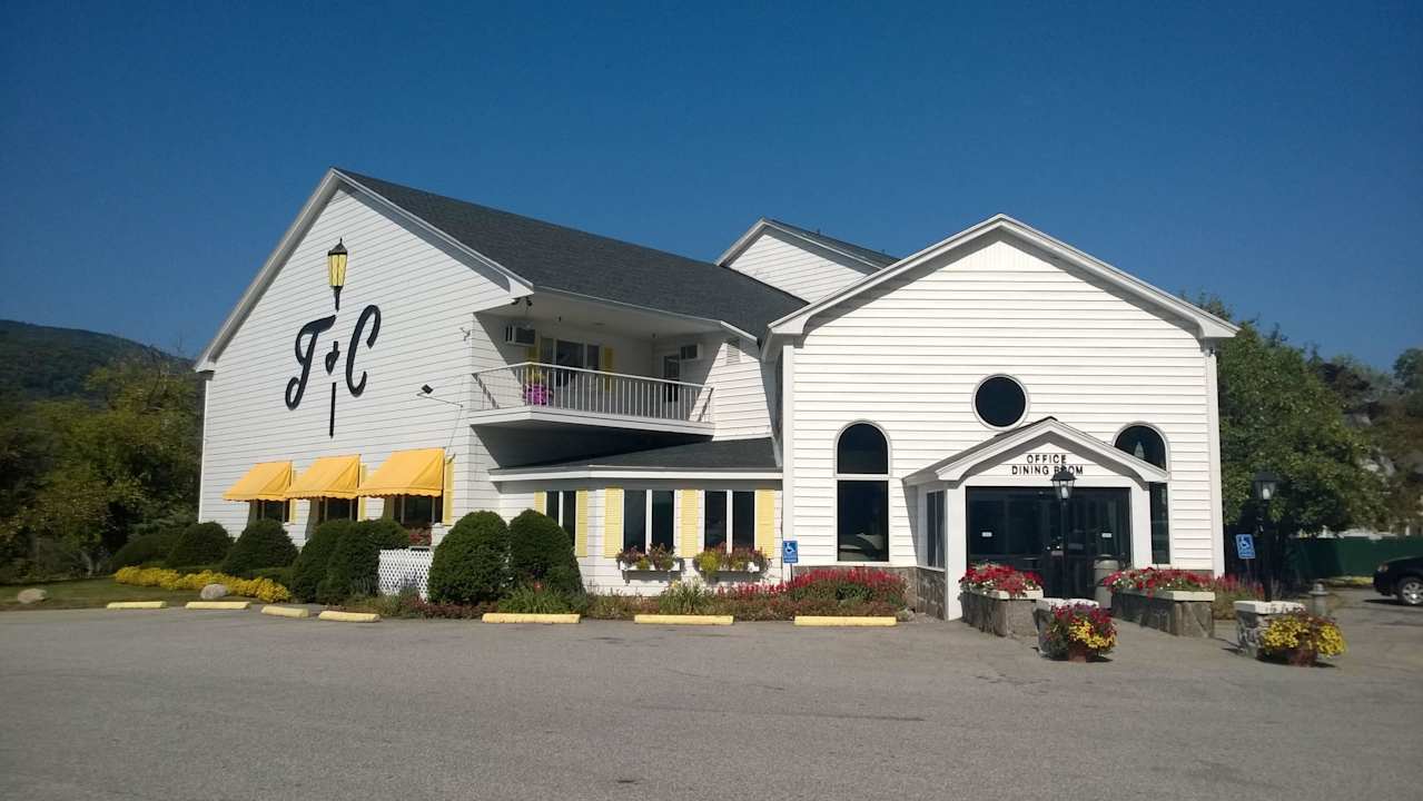 Eingangsbereich Town & Country Inn & Resort Gorham