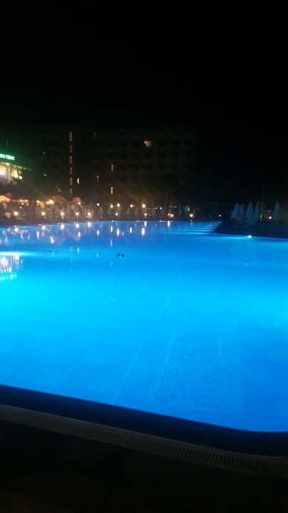 Pool VONRESORT Golden Coast