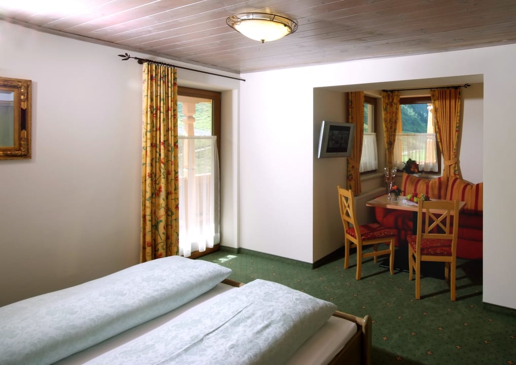 Unsere gemütlichen Zimmer Hotel Garni Tuxerstübl