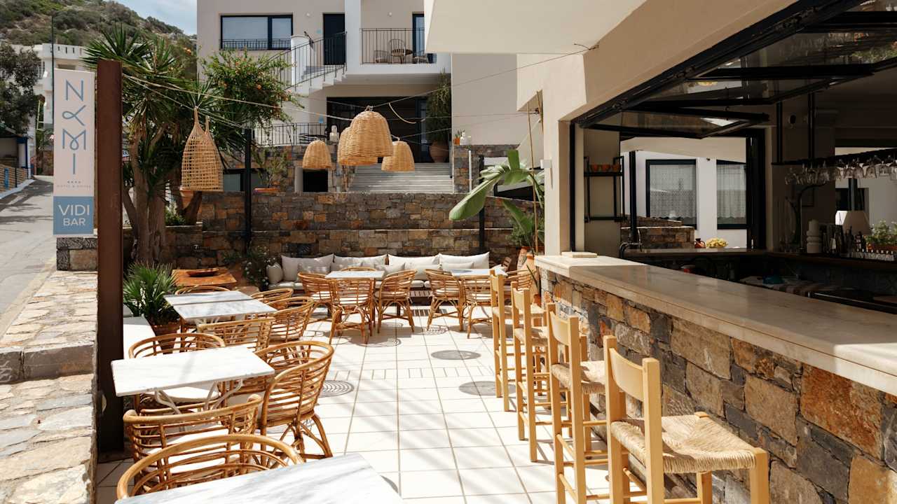 Außenansicht Nami Hotel & Suites