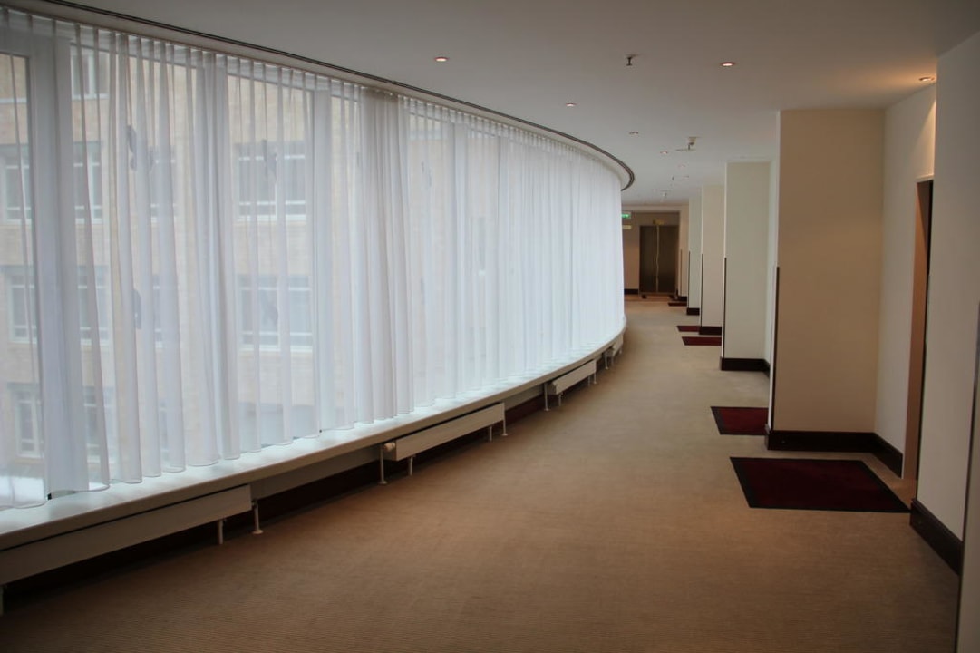 Gang zum Zimmer Le Méridien Stuttgart