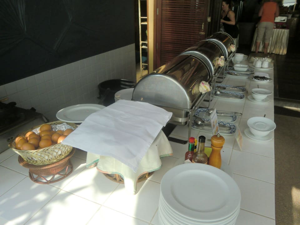 Warme Station beim Frühstück Rummana Boutique Resort