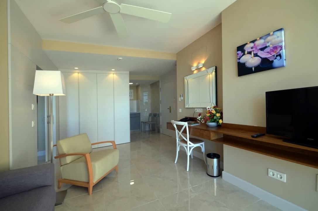 Apartamento Superior.-Salon Hotel LIVVO Veril Playa