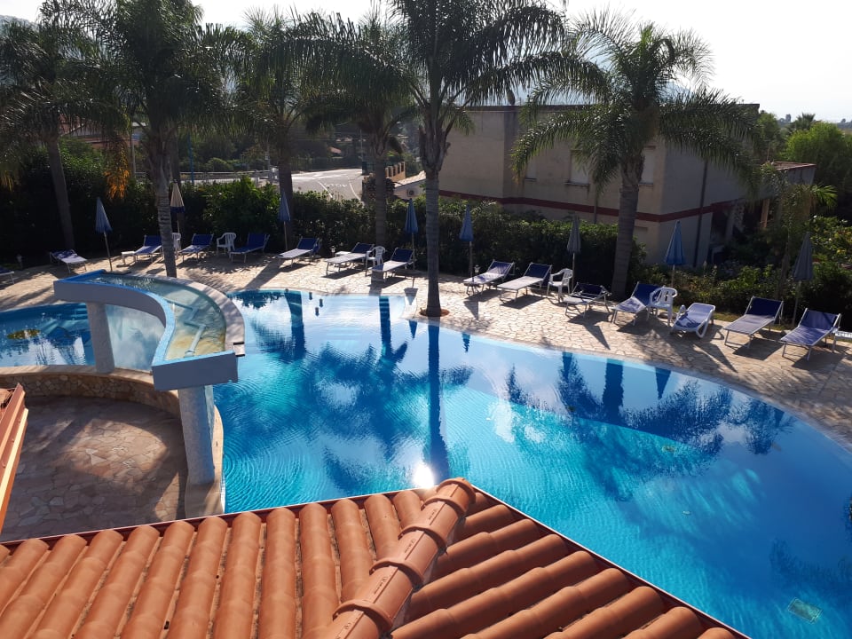 Pool Residence Hotel La Taverna