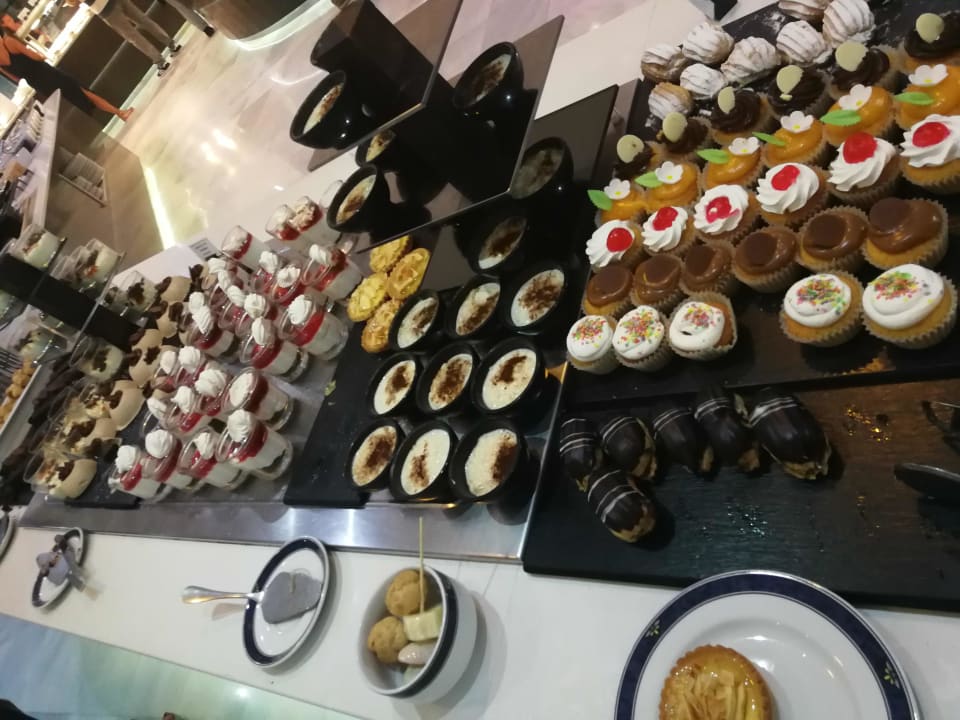 Gastro Hotel Serrano Palace