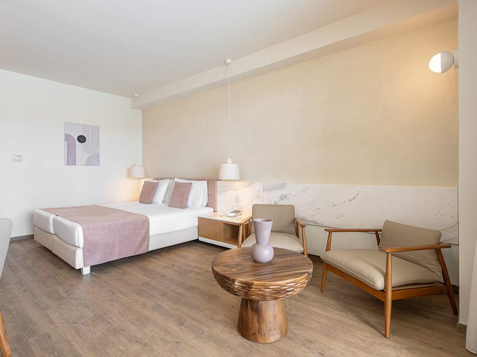 Zimmer Avra Imperial Hotel