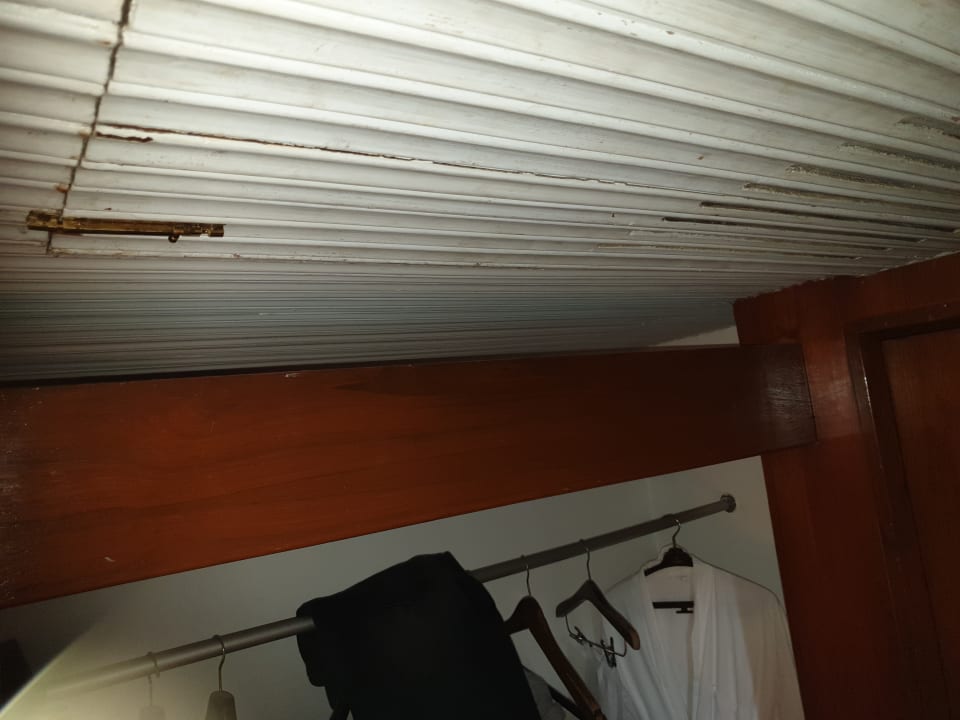 Zimmer The Tawana Bangkok