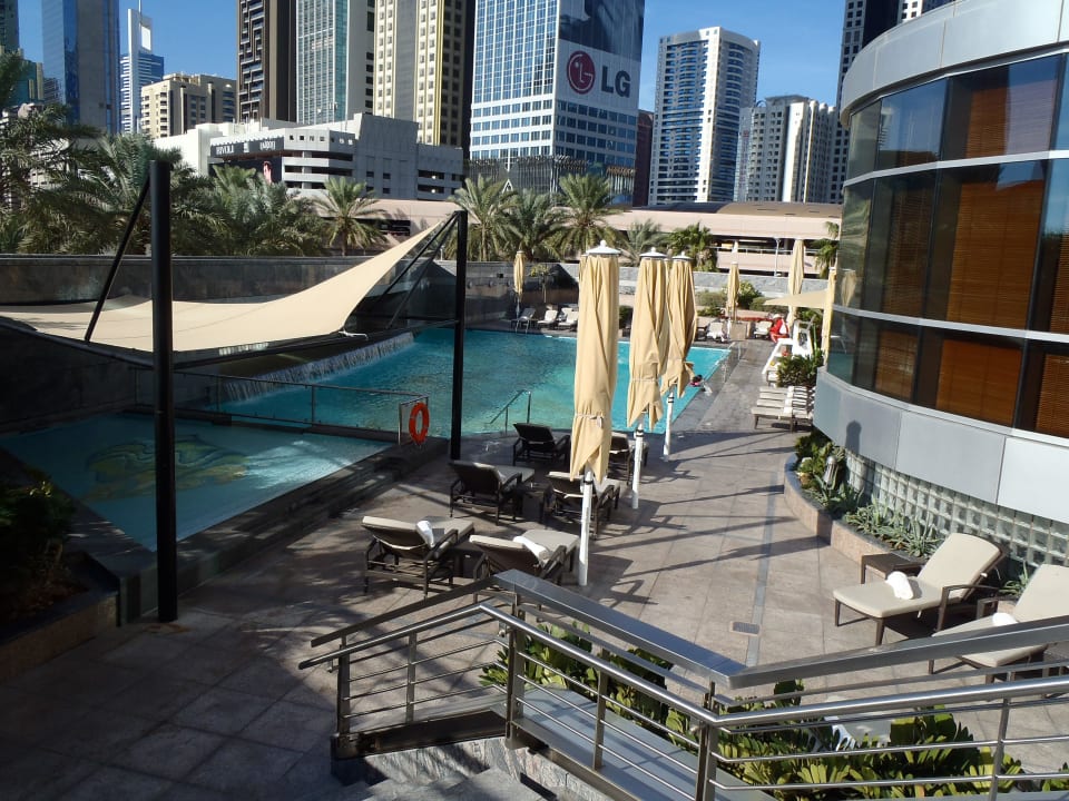 Der Pool Hotel Jumeirah Emirates Towers