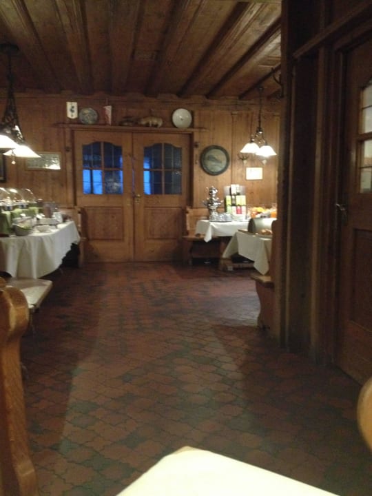 Blick auf Büffet Hotel Neuwirt