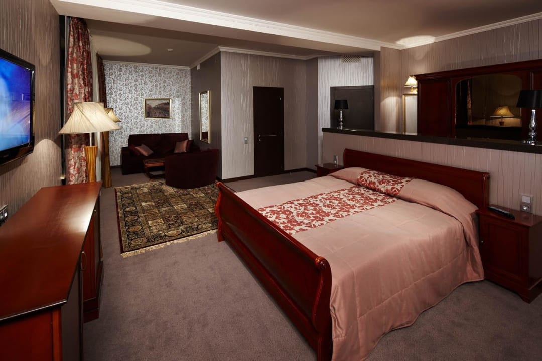 Club floor room Hotel ForRestMix Club