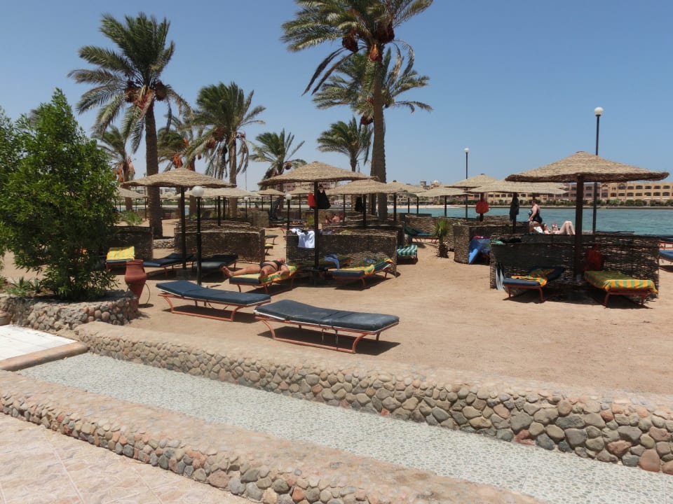 Liegen beim Hausriff Bel Air Azur Resort - Adults only