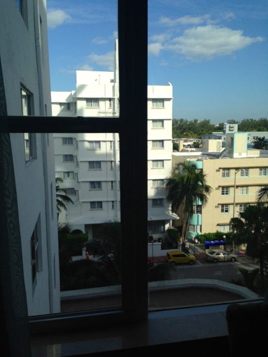 Aussicht zur Stadt The Palms Hotel & Spa