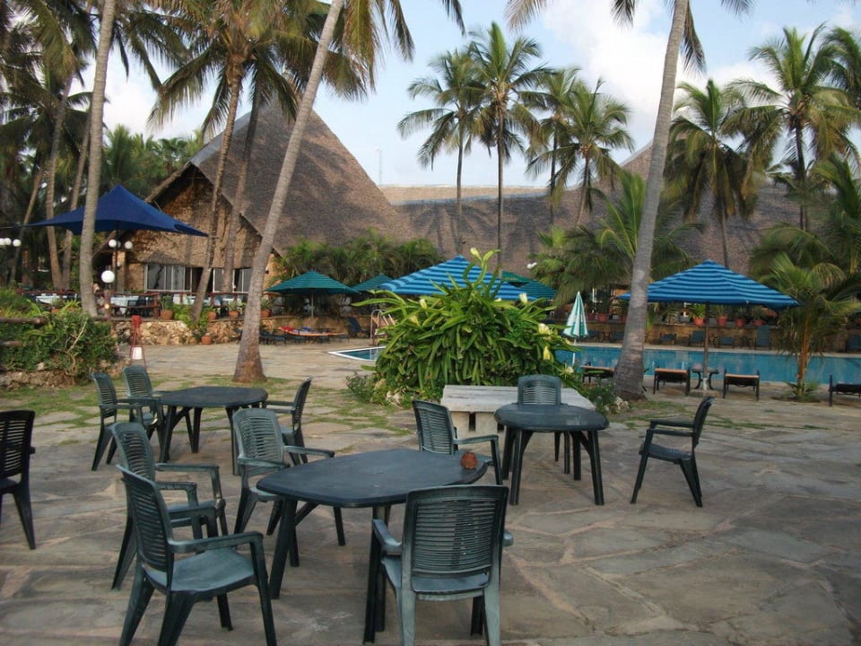 Ausenbereich Bahari Beach Hotel