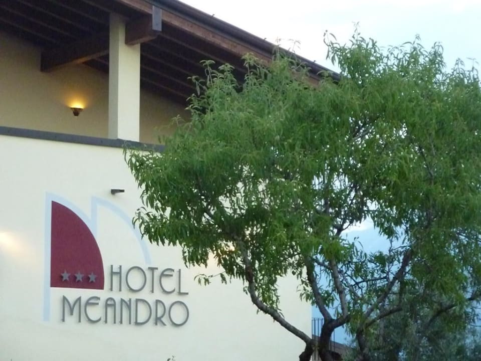 Eingang Hotel Meandro