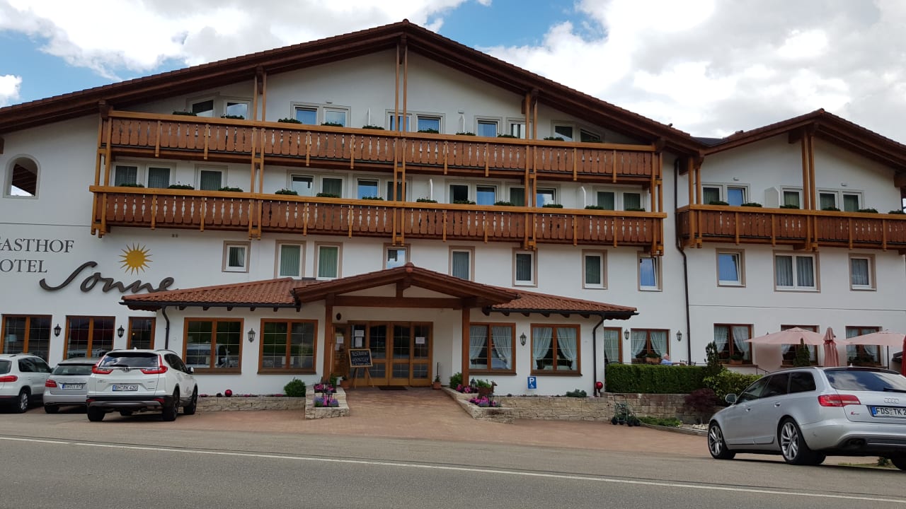 Außenansicht Hotel Sonne