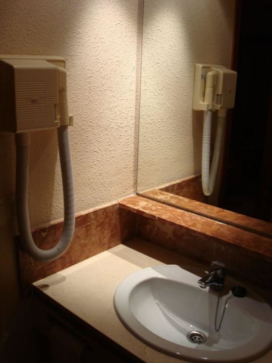 Fön an der Wand Green Garden Aparthotel