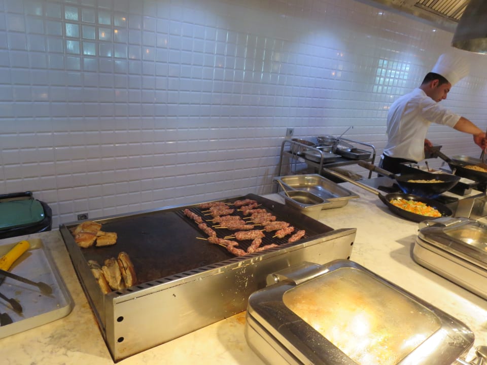 Restaurant Acanthus Cennet Barut Collection