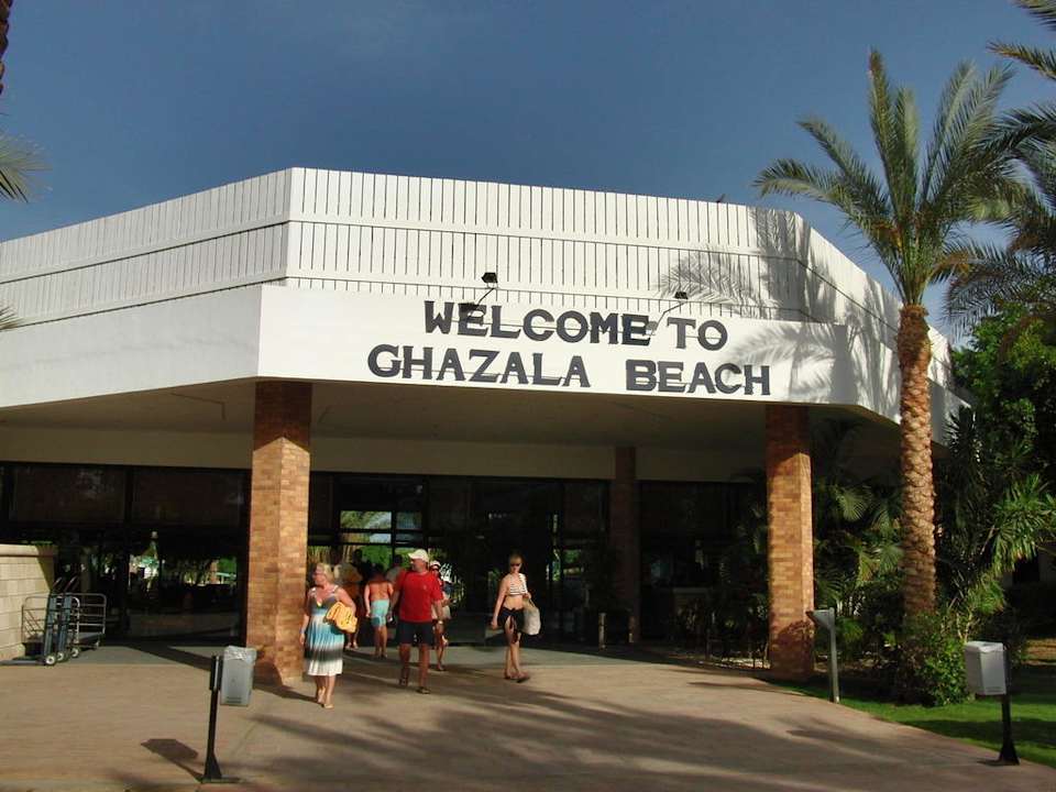 Eingang des Hotels Ghazala Beach