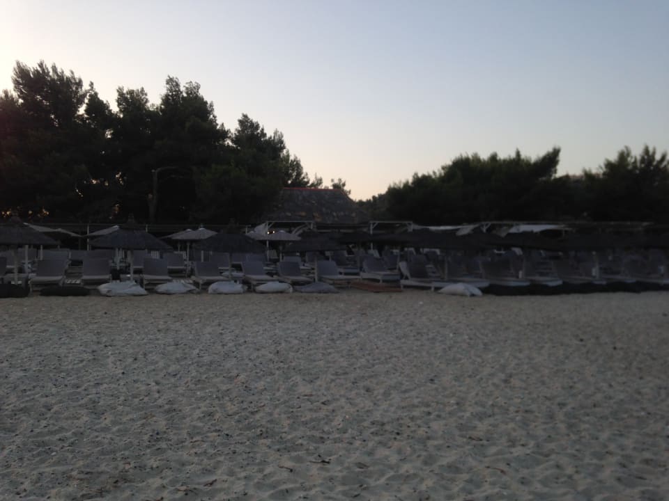 Strand Xenios Dolphin Beach Hotel