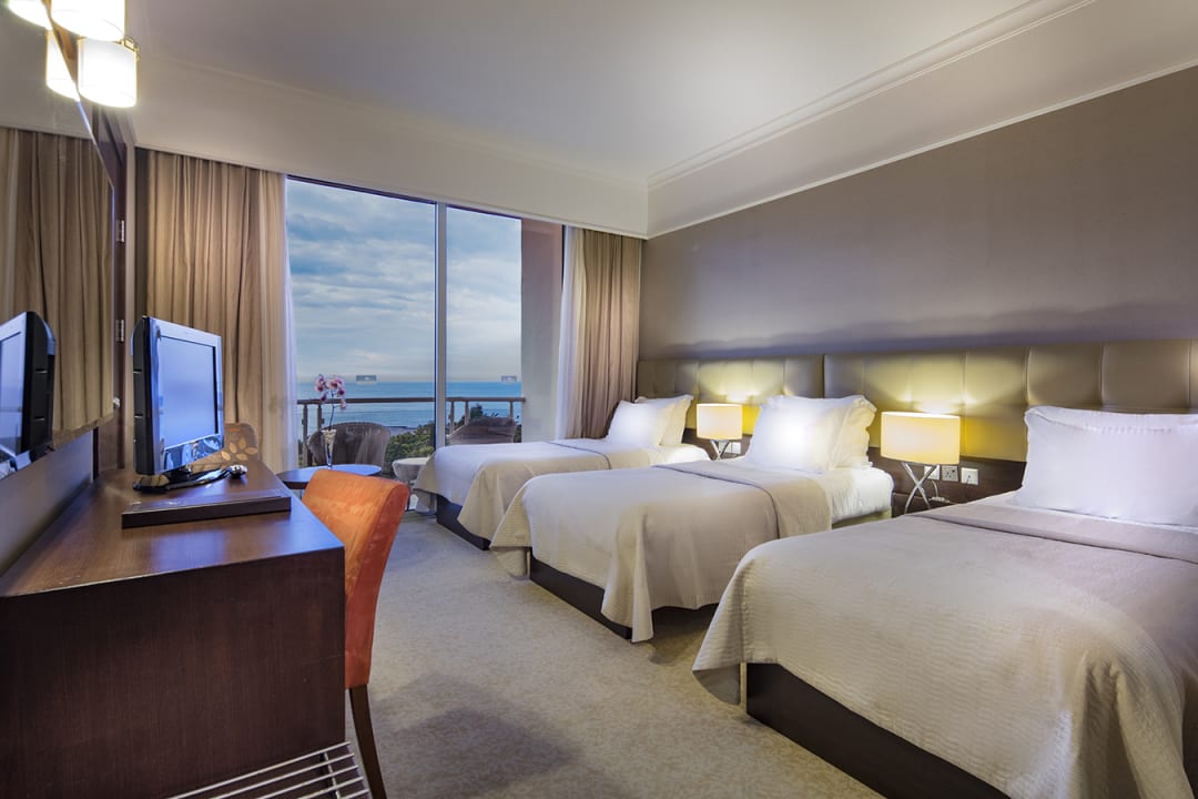 Zimmer Acapulco Beach Club & Resort