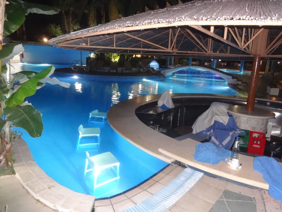 Swim Up Bar Atrium Palace Thalasso Spa Resort & Villas