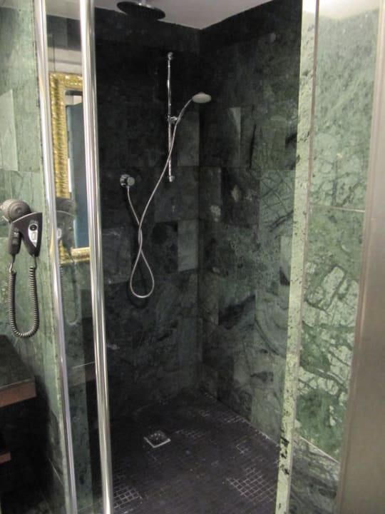 Dusche Hotel Catalonia Rigoletto