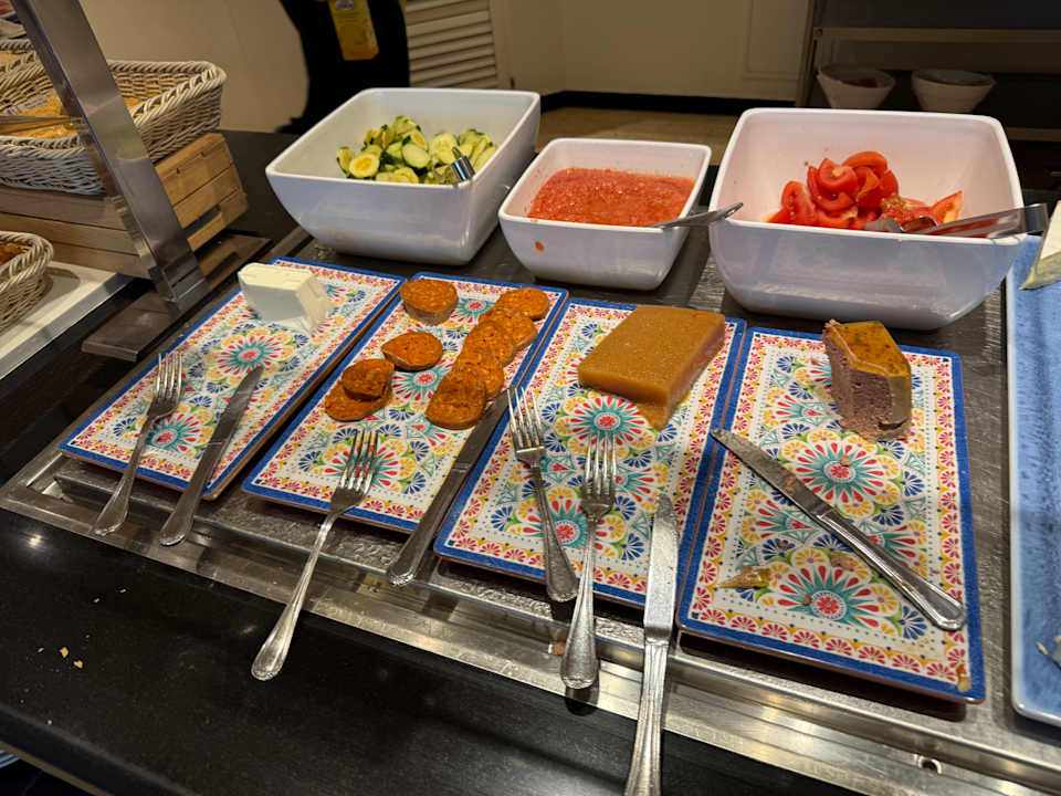Gastro Valentin Grand Park Suite Hotel