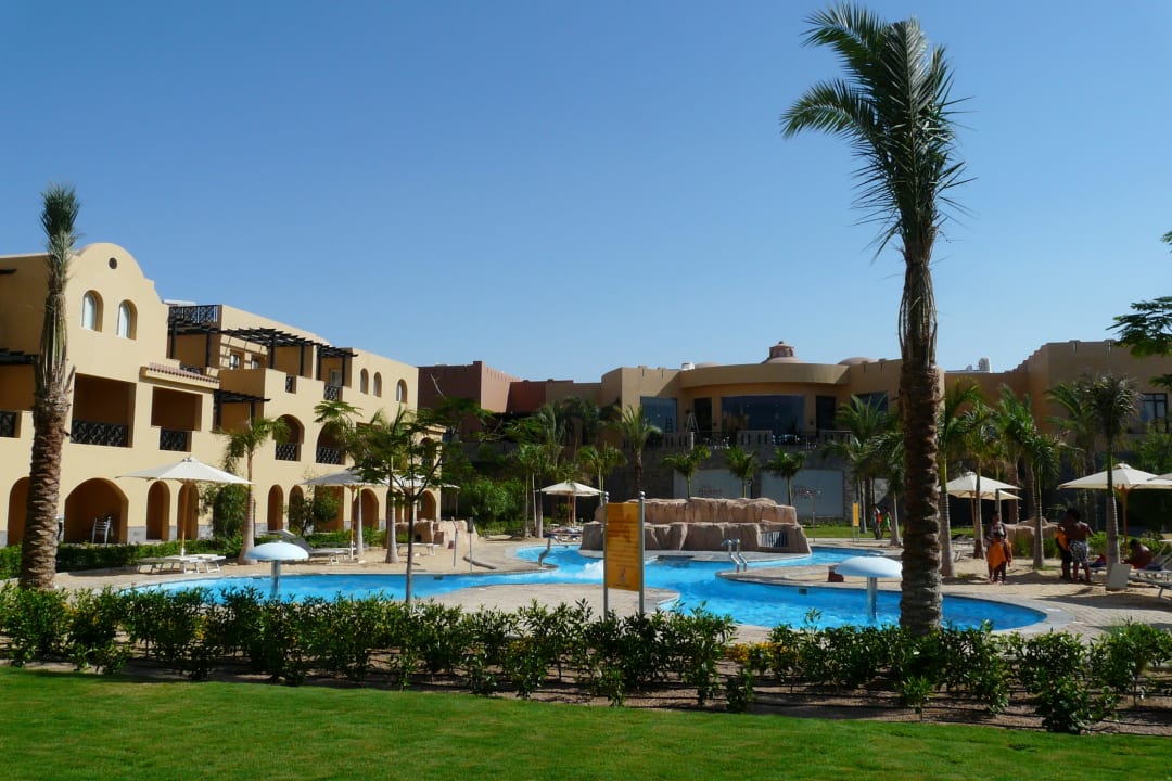 Jeden z basenów Stella Garden Resort & Spa, Makadi Bay