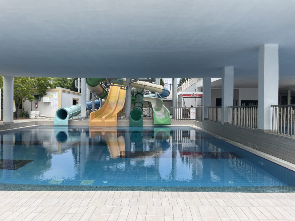 Pool J'adore Deluxe Hotel & Spa