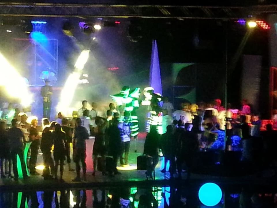 Black-Neon Night - Party ROBINSON PAMFILYA