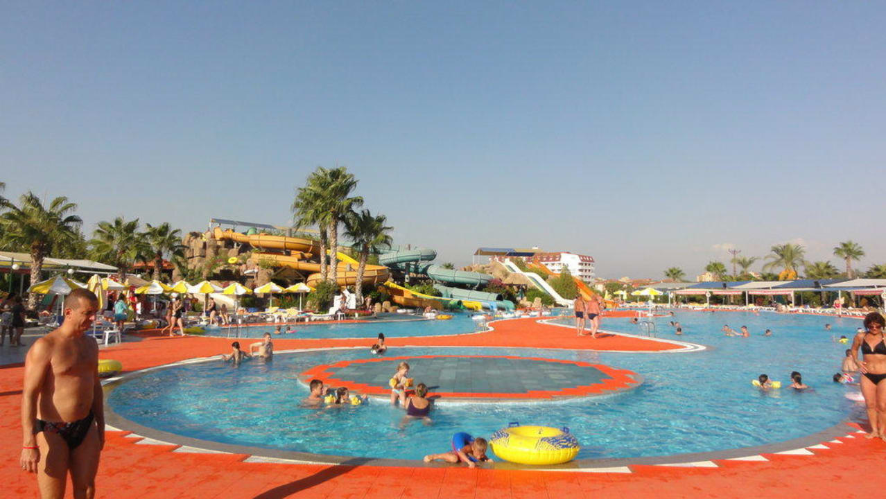 Rutschenanlage VONRESORT Golden Beach