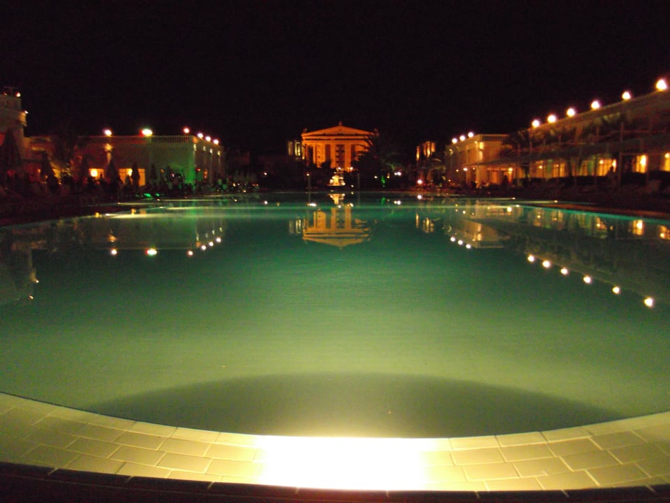 Am Abend Kaya Artemis Resort