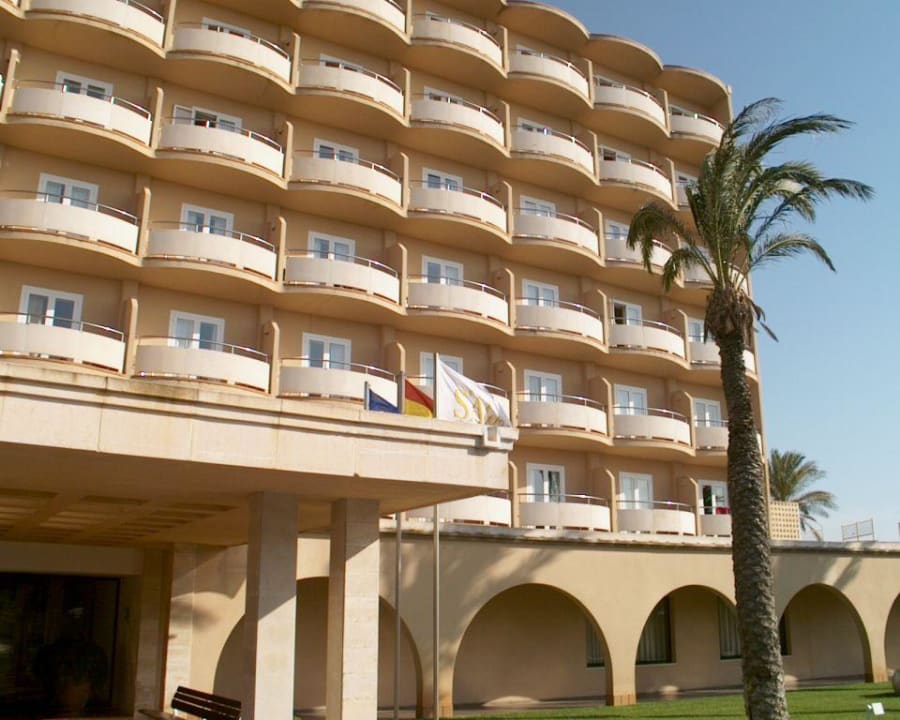 Haupteingang Alua Illa de Menorca
