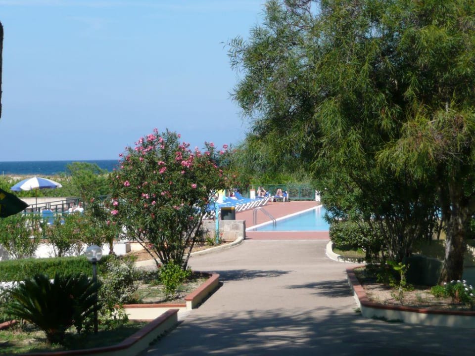 Blick von der Hotelterrasse aus Villaggio dei Pini