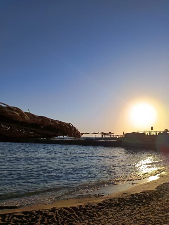 Strand Empire Beach Aqua Park