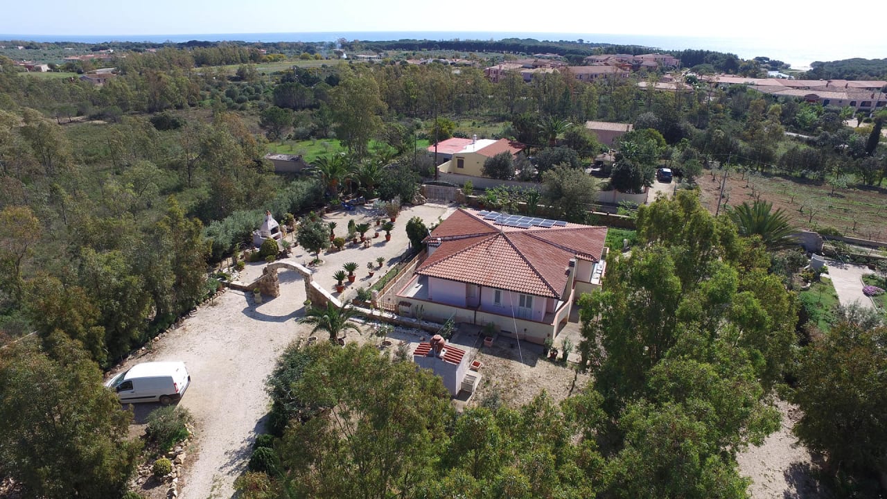 Außenansicht Sardafit Nr. 552/2 Mediterrane Palmenvilla