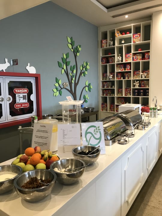 Kinderbuffet  Limak Lara Deluxe Hotel & Resort