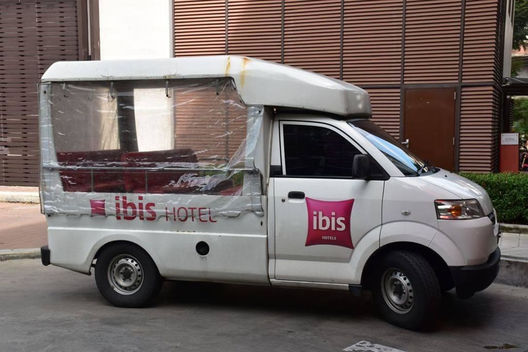 Shuttlebus ibis Hotel Bangkok Riverside