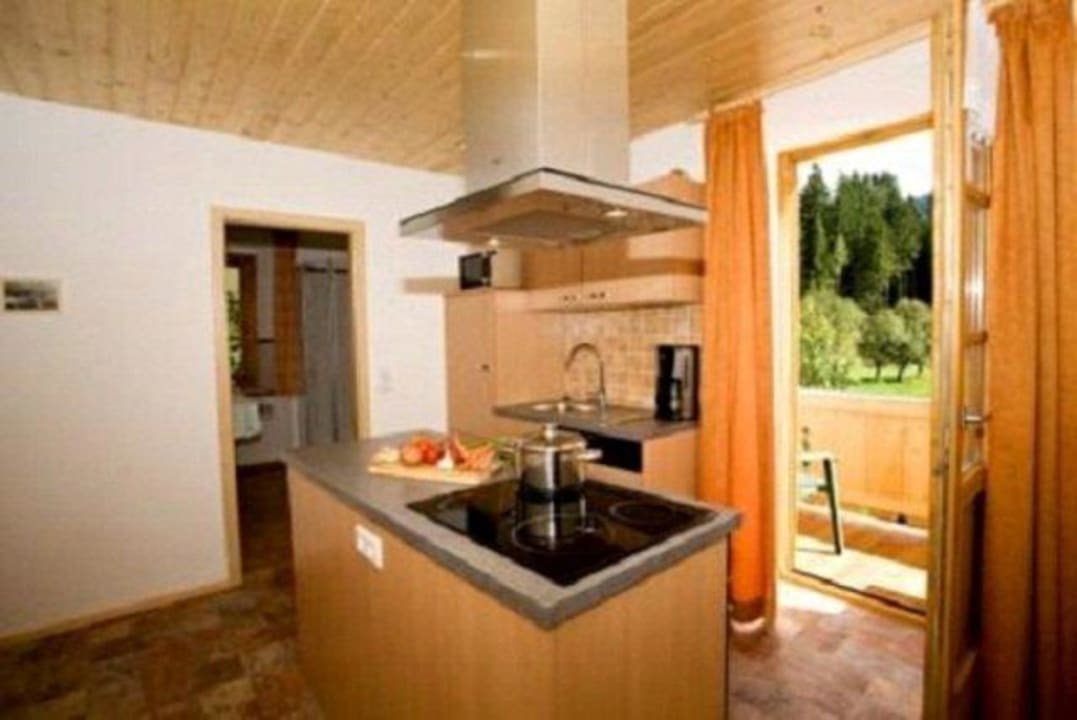 App 2. komfort Küche mit Balkon Gästehaus Benzmühle