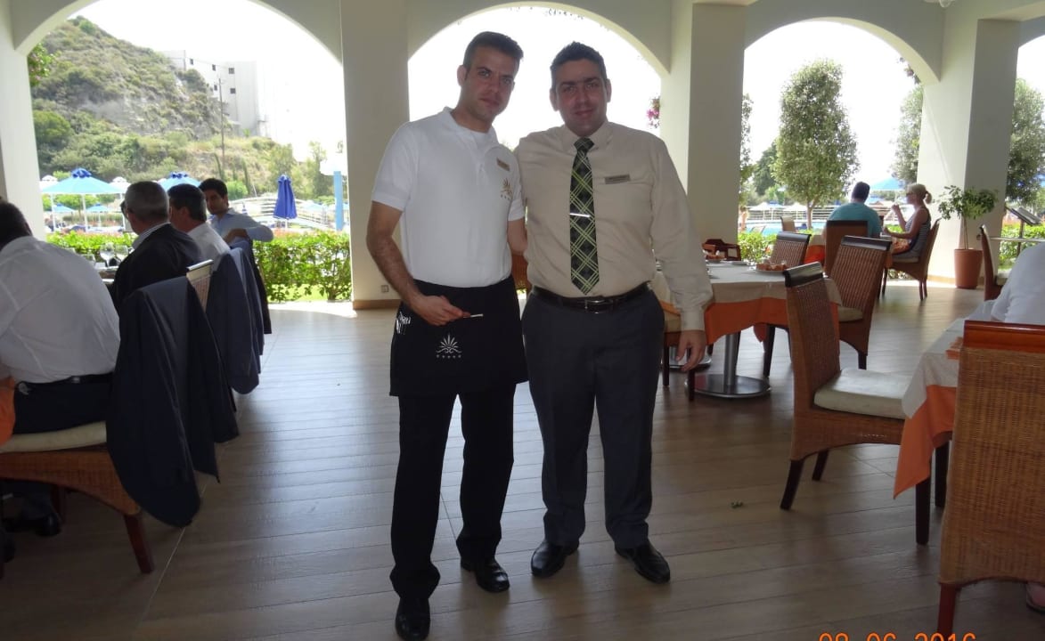 Great performance Maidre a la carte Gianni Atrium Platinum Luxury Resort Hotel & Spa